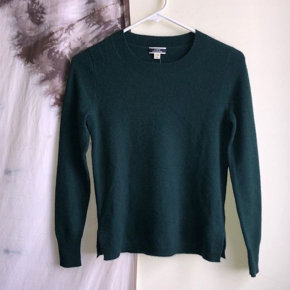 J. Crew Sweaters - J. Crew 100% Cashmere Green Crewneck sweater, size XXS